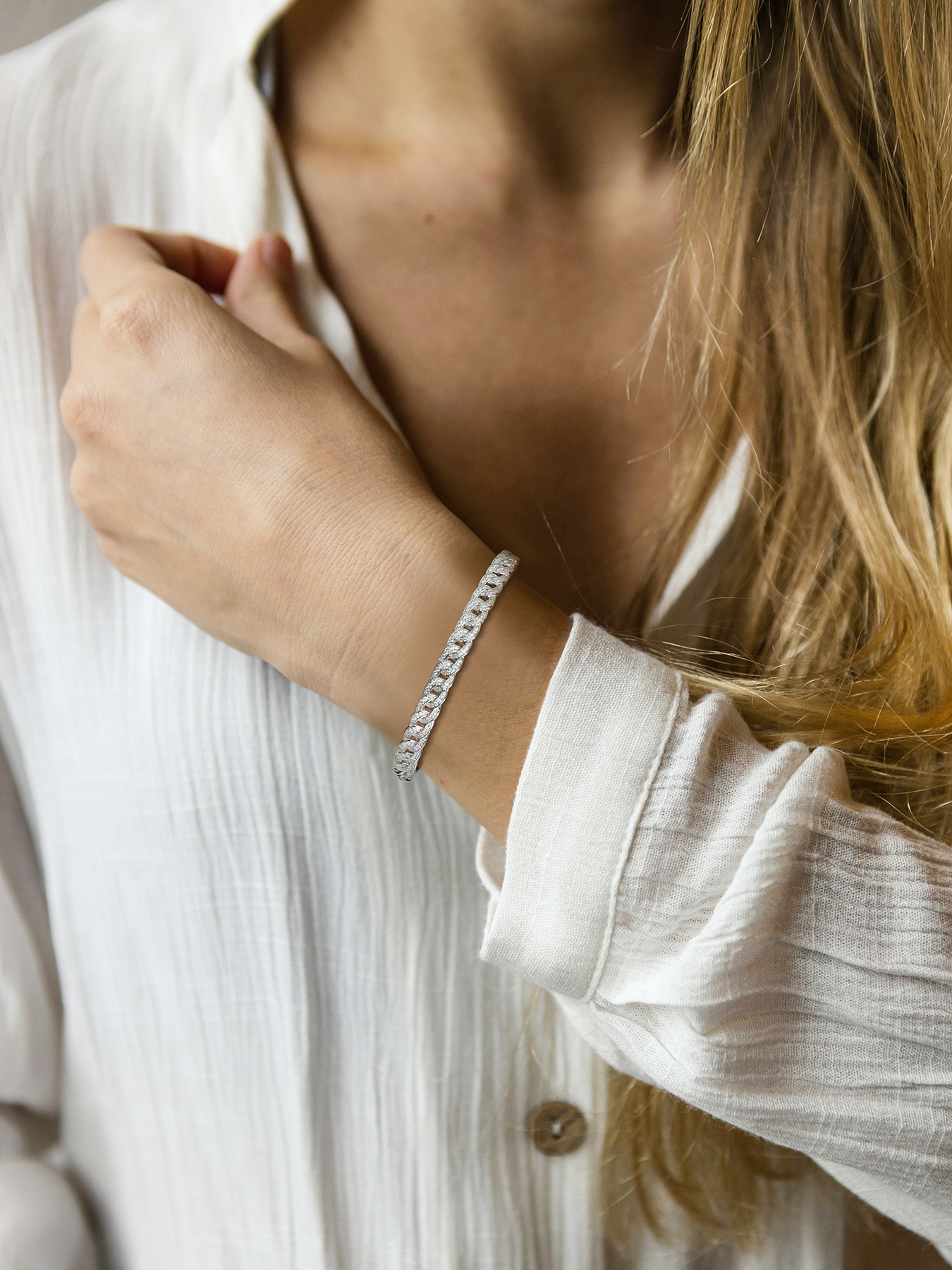 KSTYLE Moissanite Bangle for Women, 18K White Gold Plated S925 Sterling Silver Bangle |D Color VVS1| Moissanite Bangle Bracelets